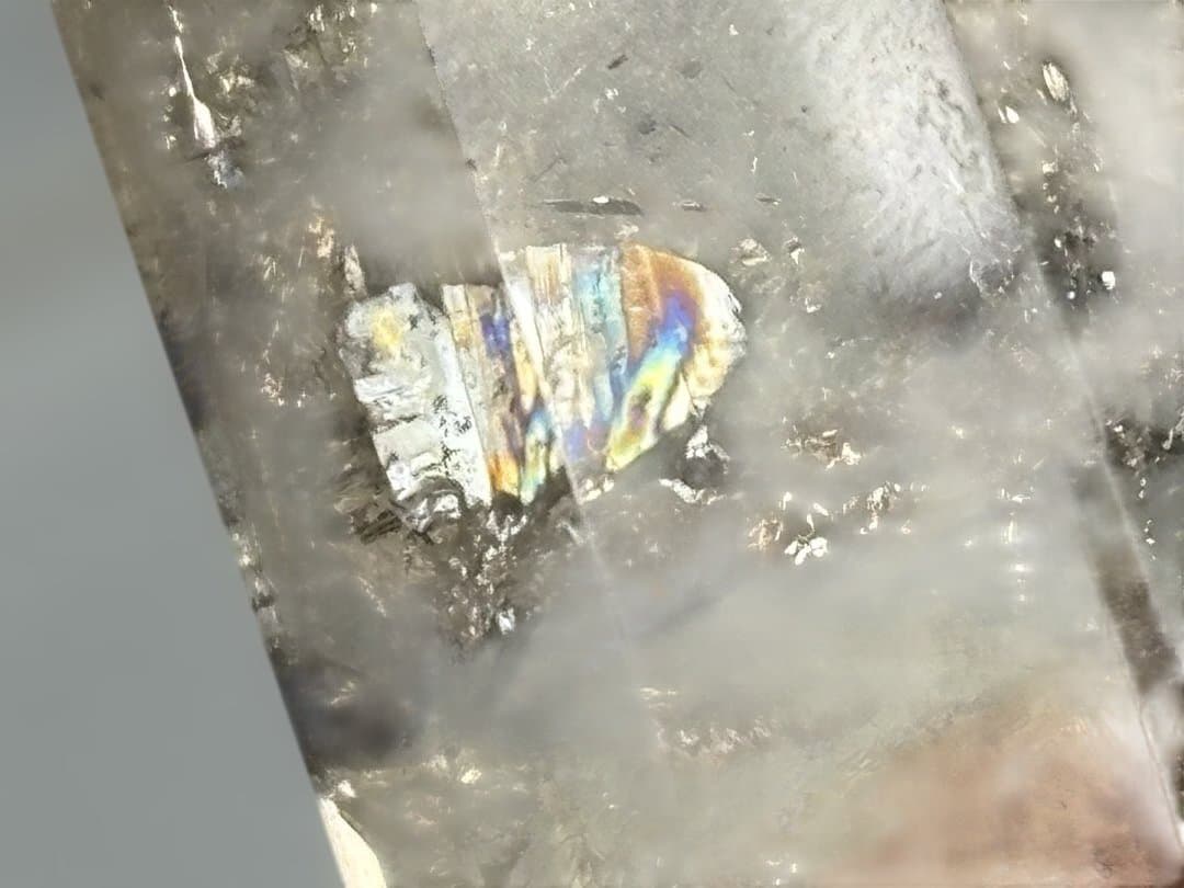 《シャンパンシトリン＊ファントム入りポイント　虹＆スタンド付き》