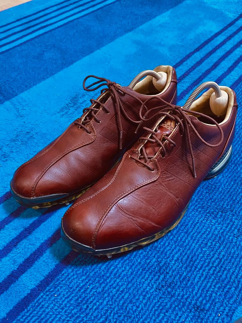 adidas ブラウン ゴルフシューズ