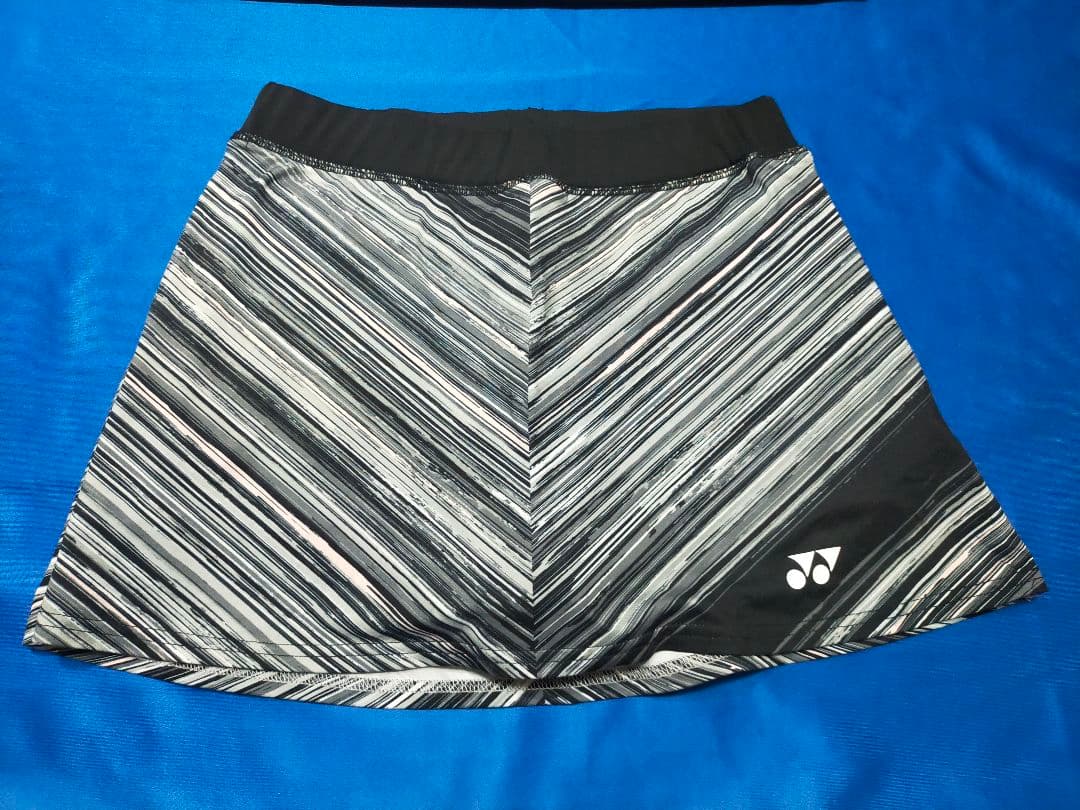 ヨネックス　2022年モデル　ユニフォーム　セットアップ　上下セット　サイズL