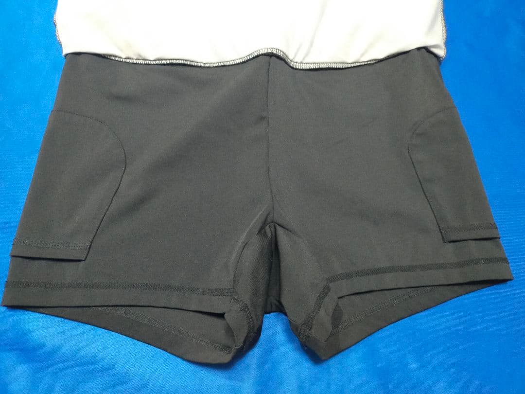 ヨネックス　2022年モデル　ユニフォーム　セットアップ　上下セット　サイズL