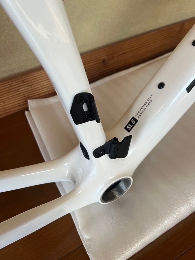 【美品】TREK トレック Madone マドンSL5 Gen8 フレームセット