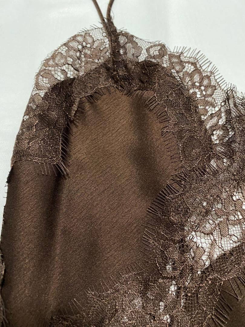 新品! ZARA アシンメトリーレースワンピース ブラウン S