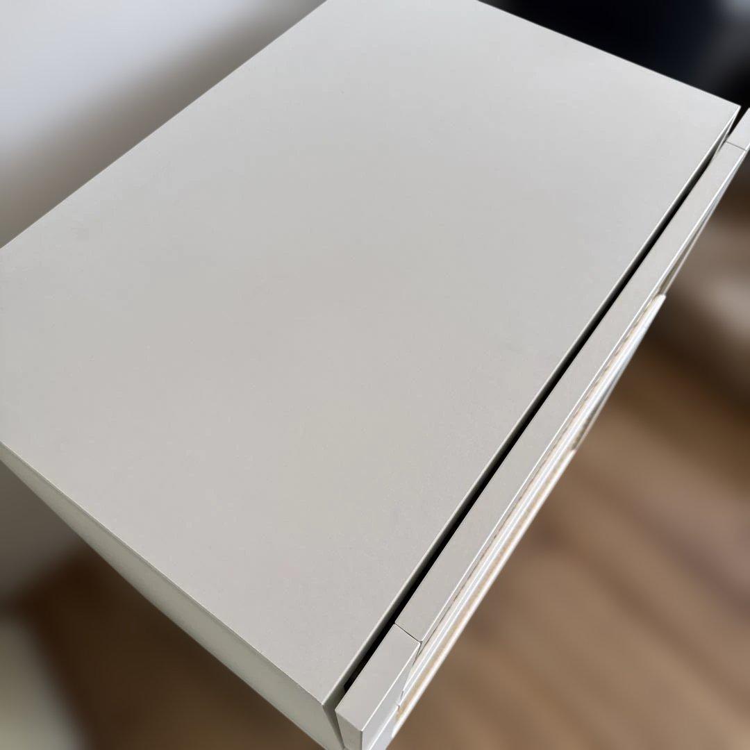 IKEAのチェスト　キャビネット　ホワイト