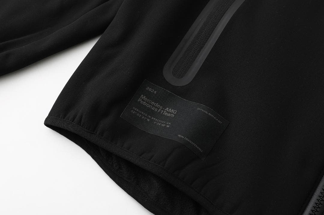 F1 メルセデスチーム ソフトシェル スポーツ 防風防水 レーシングジャケット