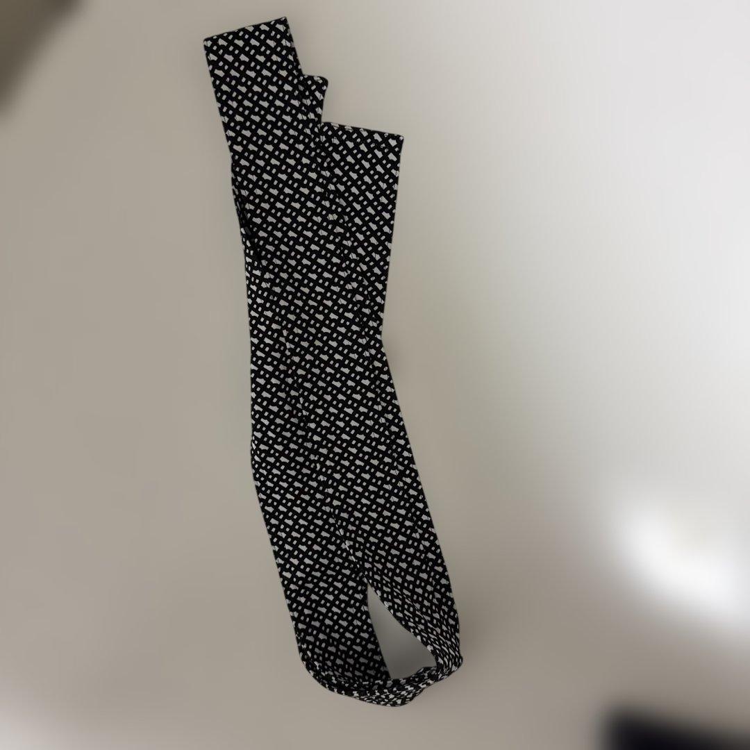 新品未使用 BOSS モノグラムシャツワンピース 長袖 ブラックホワイト