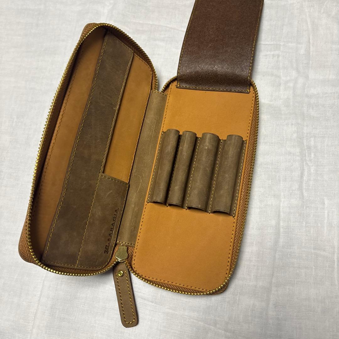 バハギア　ペンケース