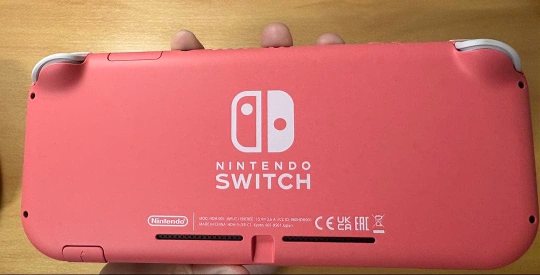 Nintendo Switch Lite ピンク ケースとグリップカバー付き