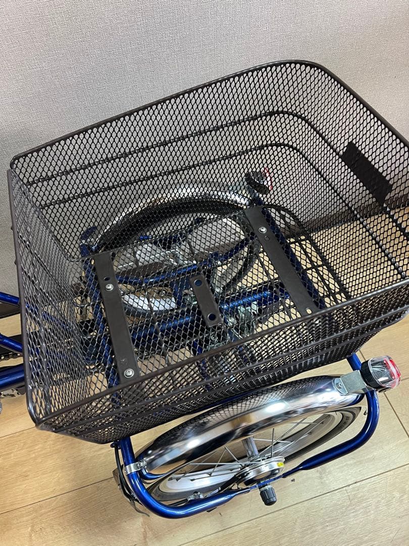 ほぼ新品 パナソニックの電動アシスト三輪自転車 バッテリー16.0Ah