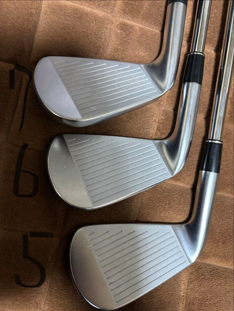 ZXi7 アイアンセット 6本（#5〜PW）Dynamic Gold S200