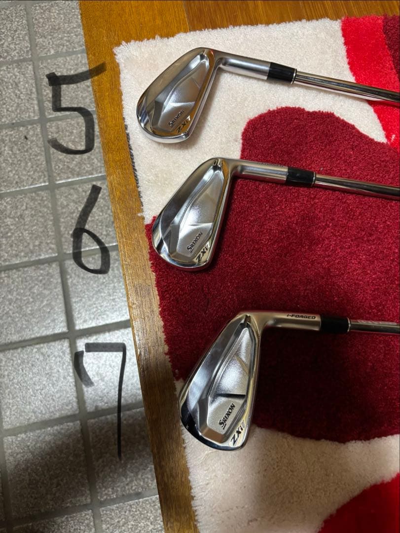 ZXi7 アイアンセット 6本（#5〜PW）Dynamic Gold S200