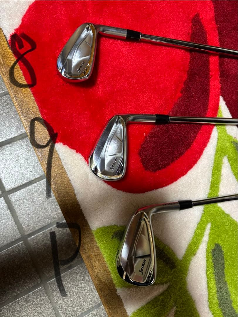 ZXi7 アイアンセット 6本（#5〜PW）Dynamic Gold S200