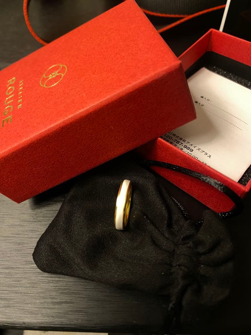 atelier rouge ホワイト×ゴールド　リング 彩帯