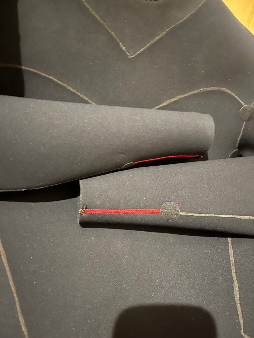 最終値下げ　BILLABONG ウェットスーツ　3mm ジャーフル