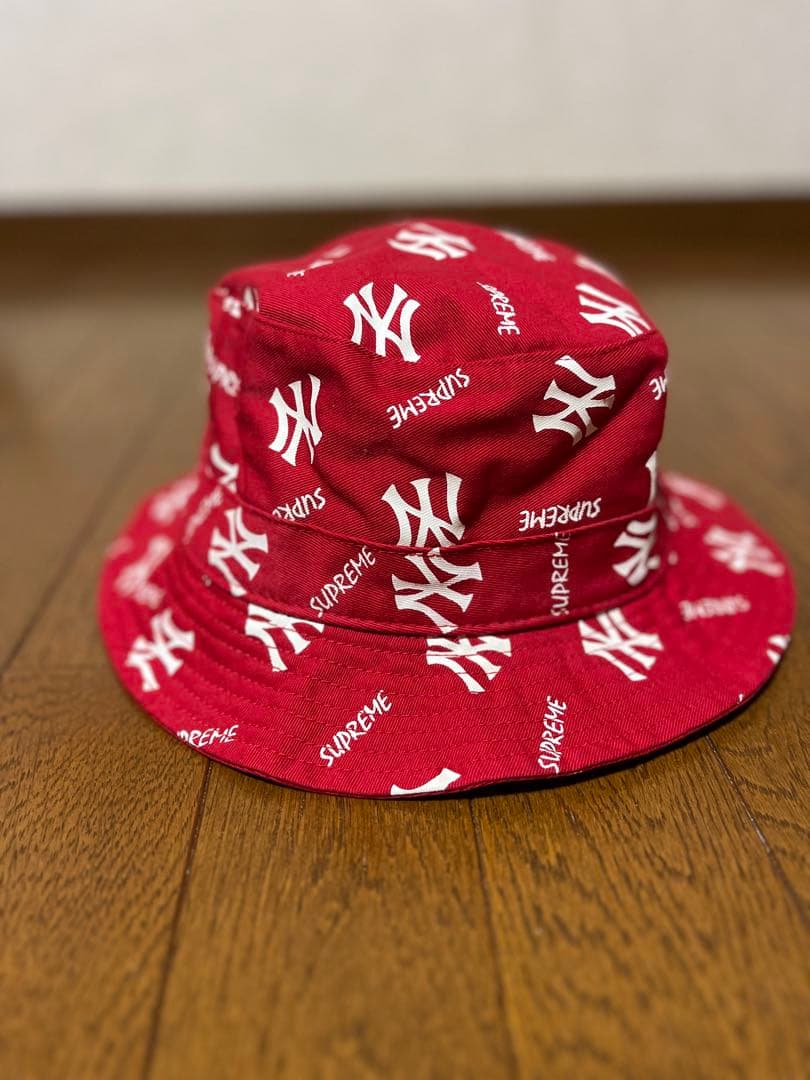 SUPREME バケットハット