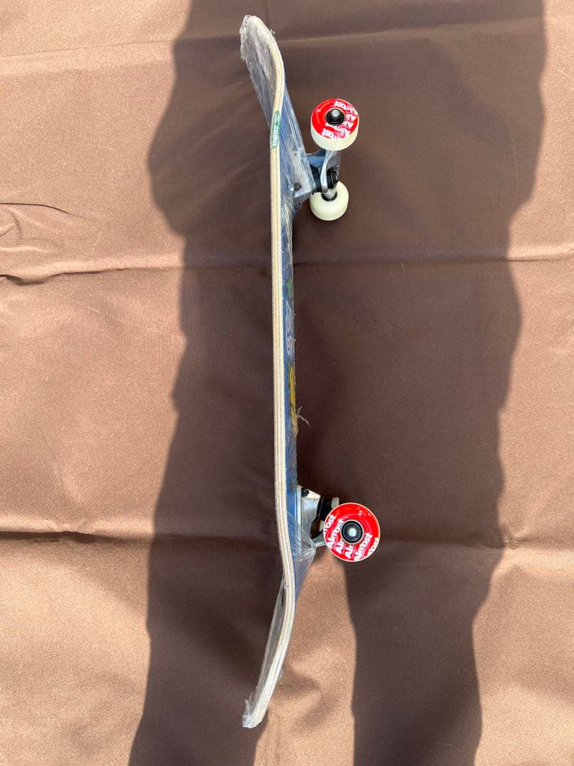 わらび餅です。スケートボード