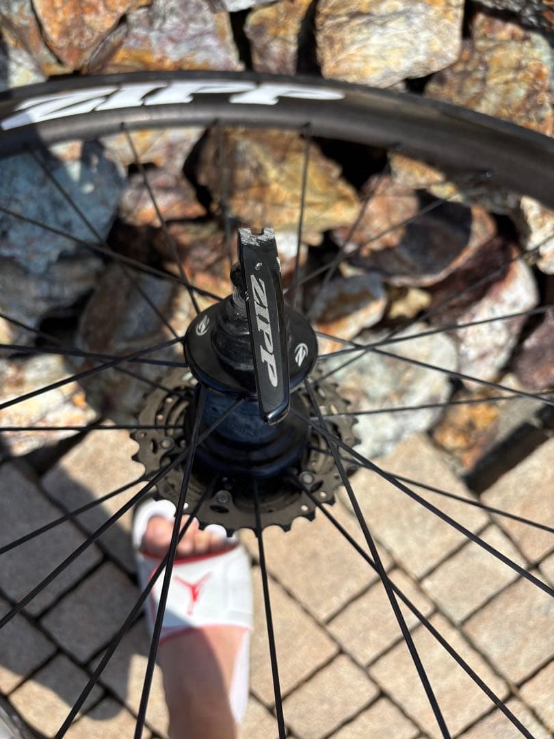 ZIPP 303 firecrest クリンチャー シマノ11速