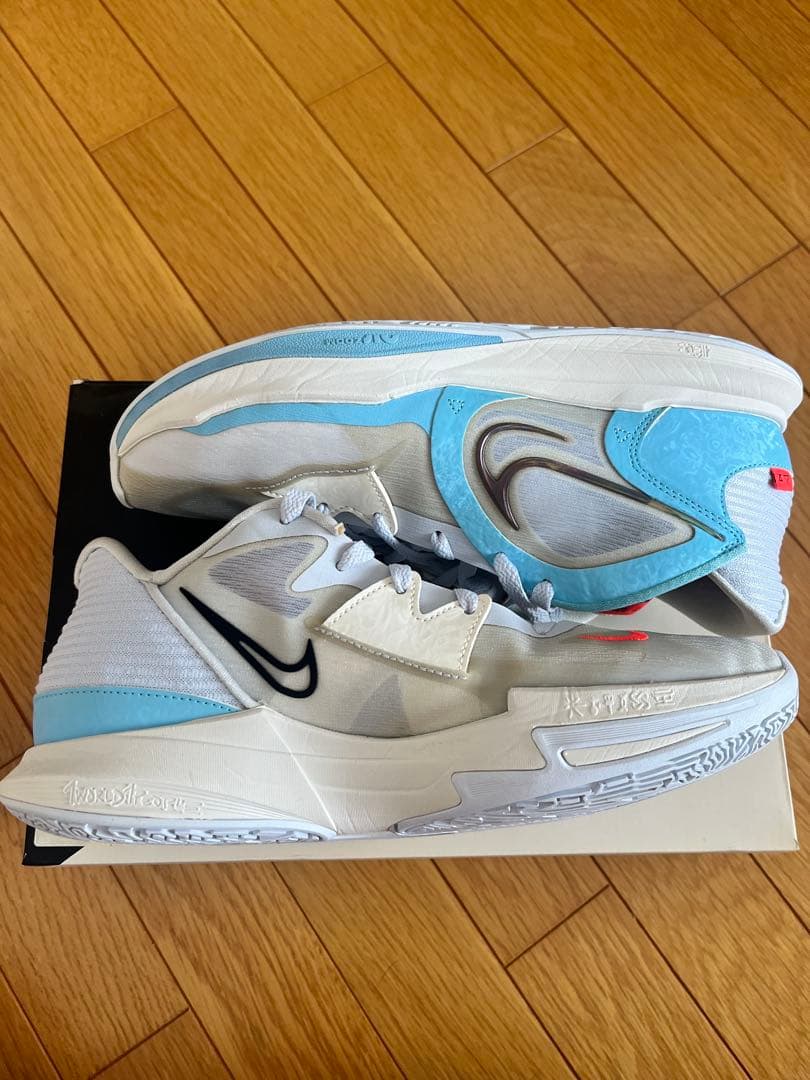 シューズ(男性用) Nike Kyrie Low 5