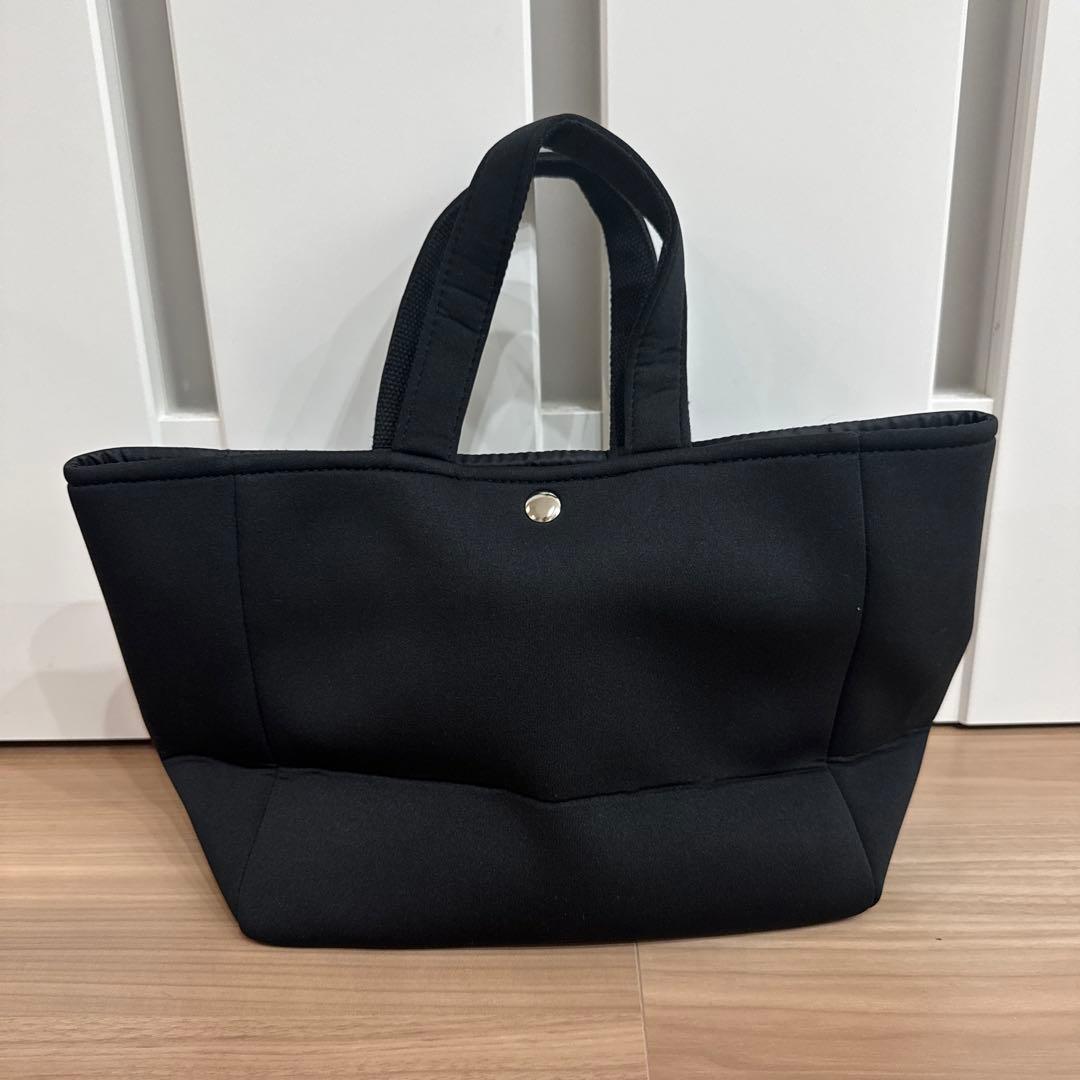 値下げしました！7THREE ネオプレントートバッグ