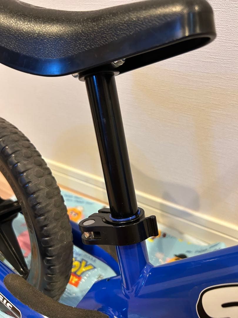 STRIDER 12 バランスバイク 青