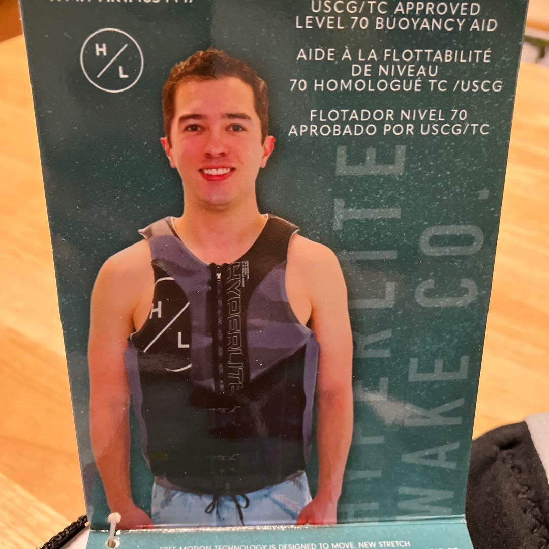 新品　HYPERLITE フローティングベスト2大人男性用　XLライフジャケット