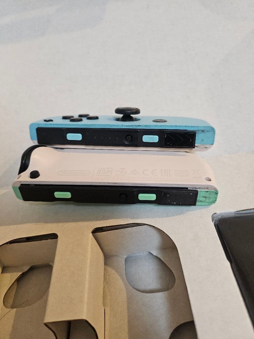 Nintendo Switch あつまれ どうぶつの森 ソフトなし・初期化済