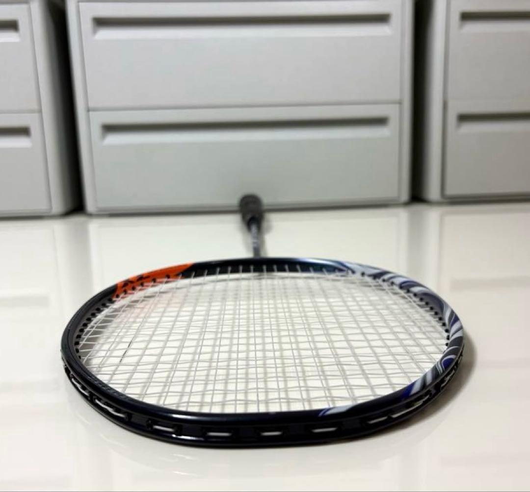 美品❤︎ 廃盤希少❤︎YONEX❤︎アストロクス100ZX ❤︎バドミントンラケット袋付