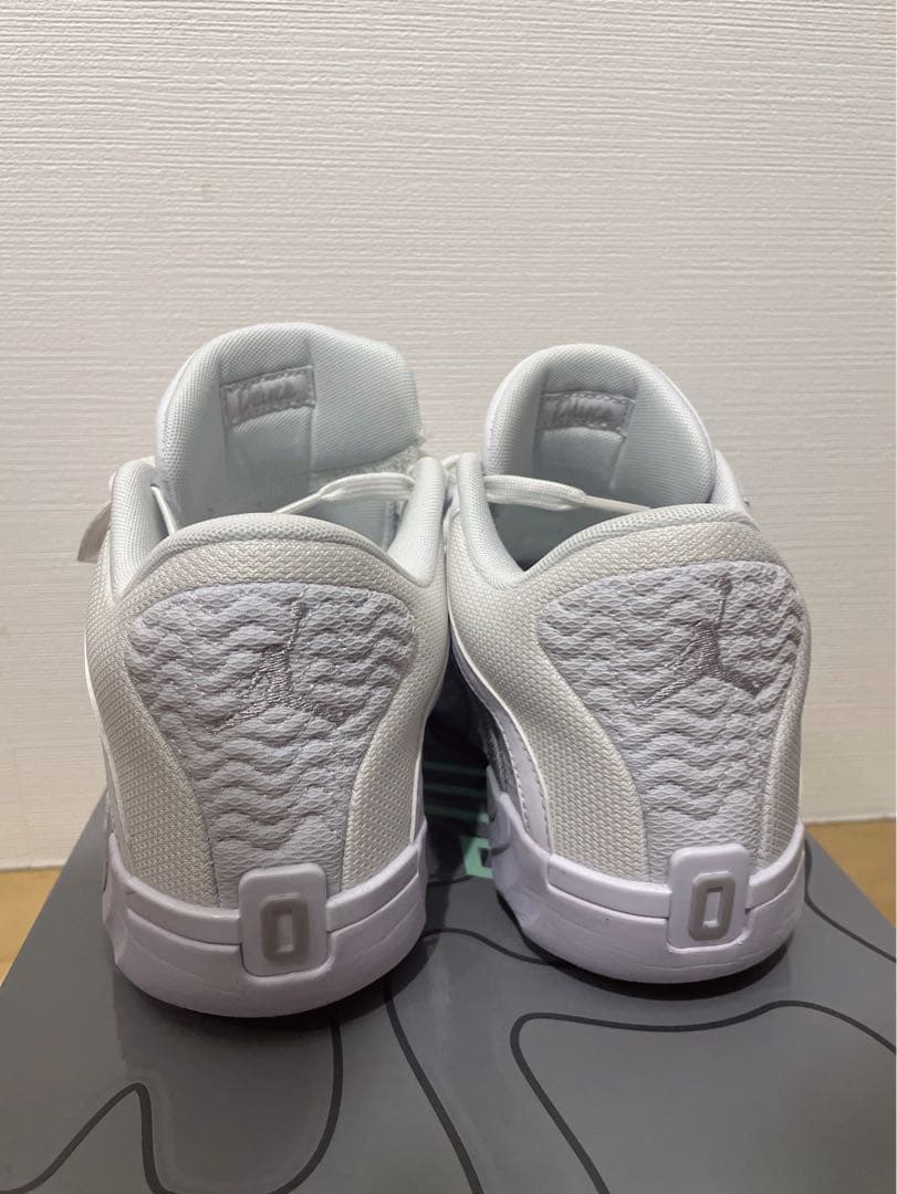 テイタム2 バッシュ　白　27.5㎝