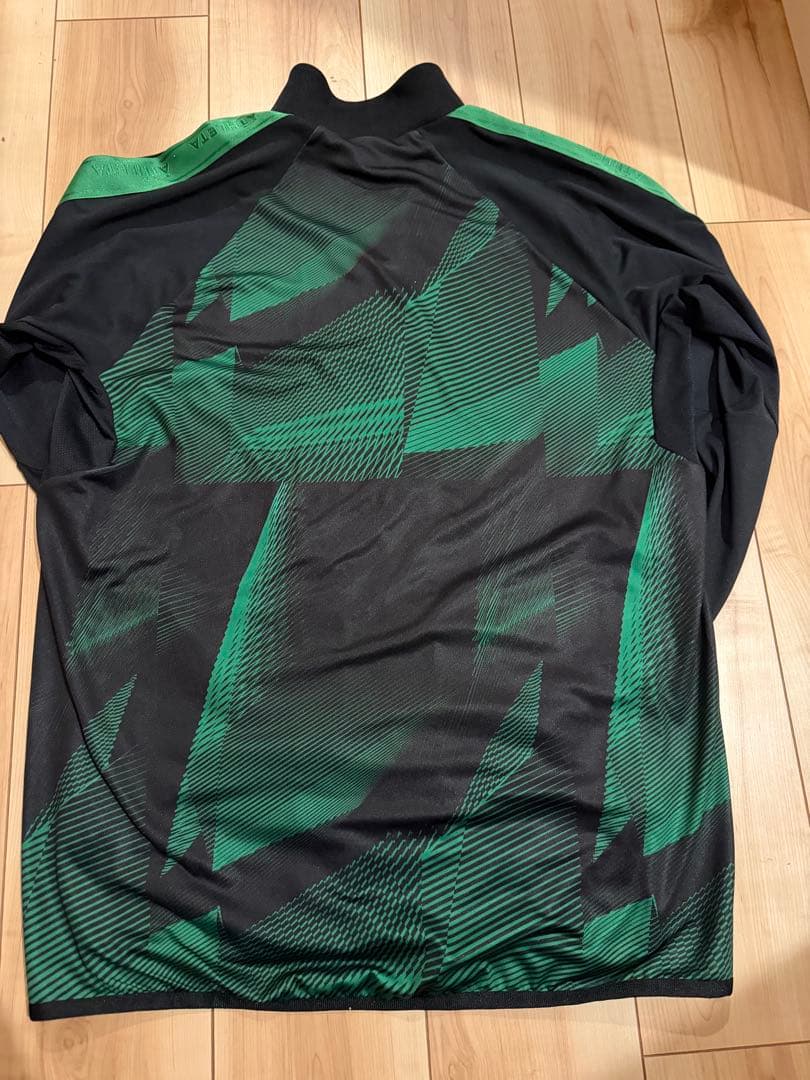 東京ヴェルディ　トレーニングジャケット　Lサイズ