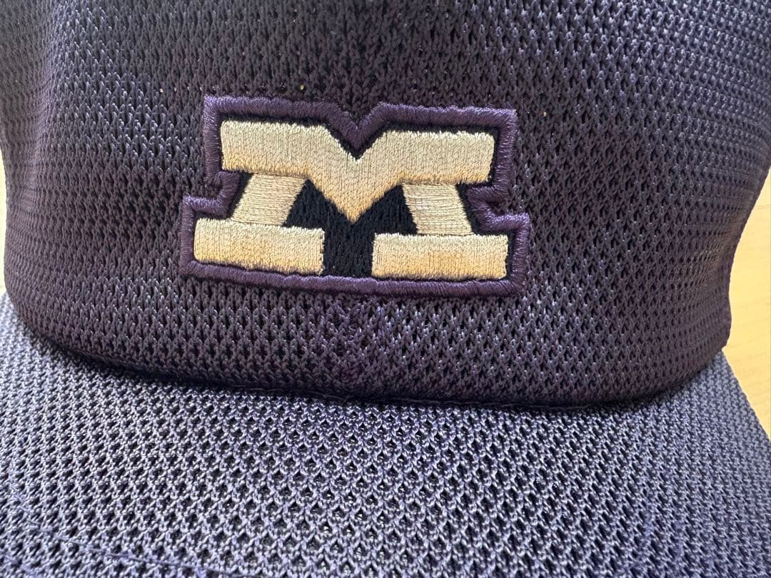 明治大学軟式野球部公式戦用帽子