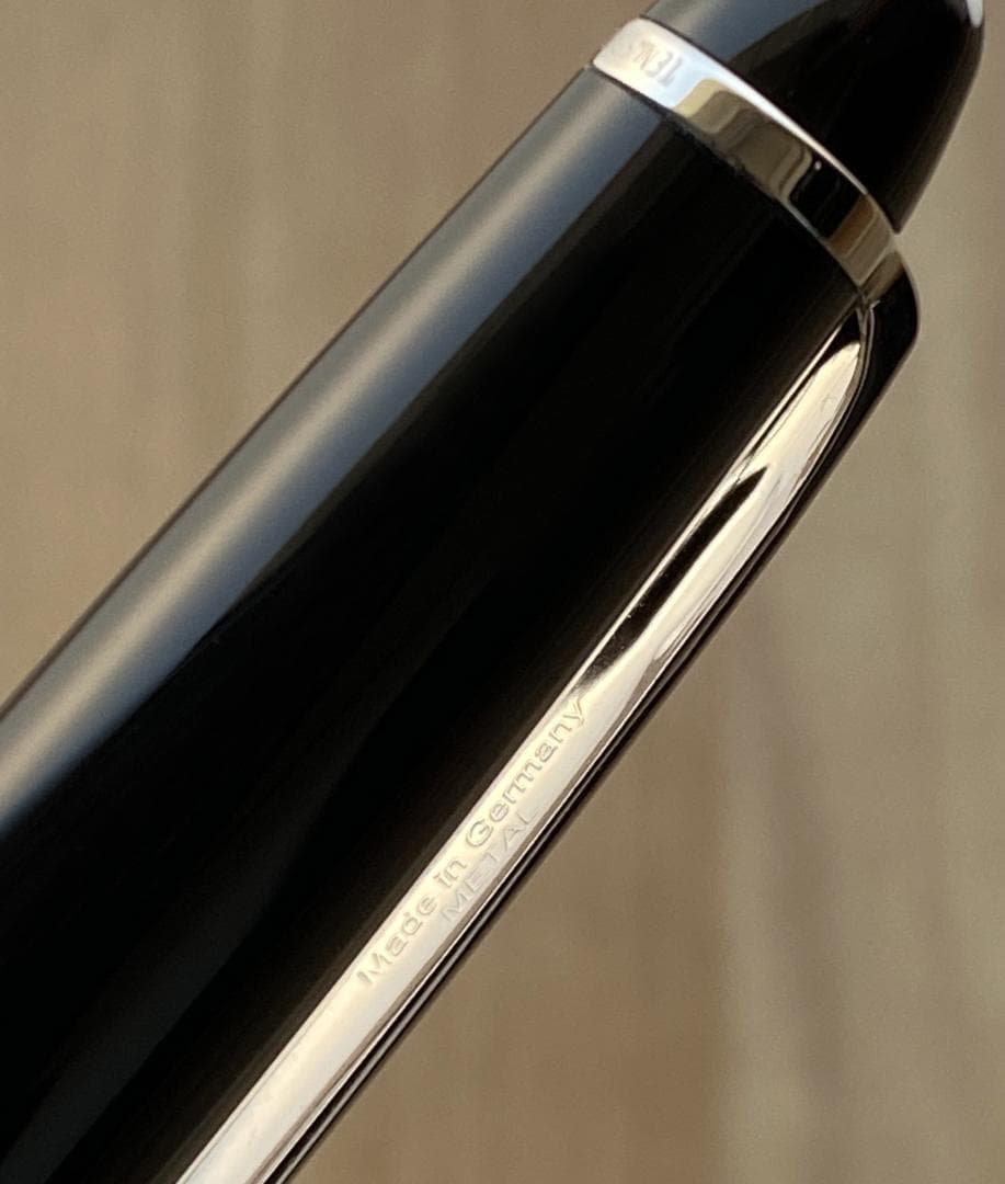 新品同様 現行品 モンブラン P164 プラチナライン クラシック ボールペン