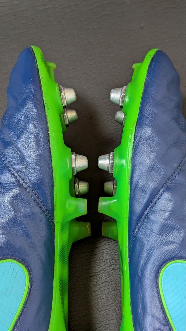 NIKE サッカースパイク ティエンポ レジェンド6　SG ナイキ ACC