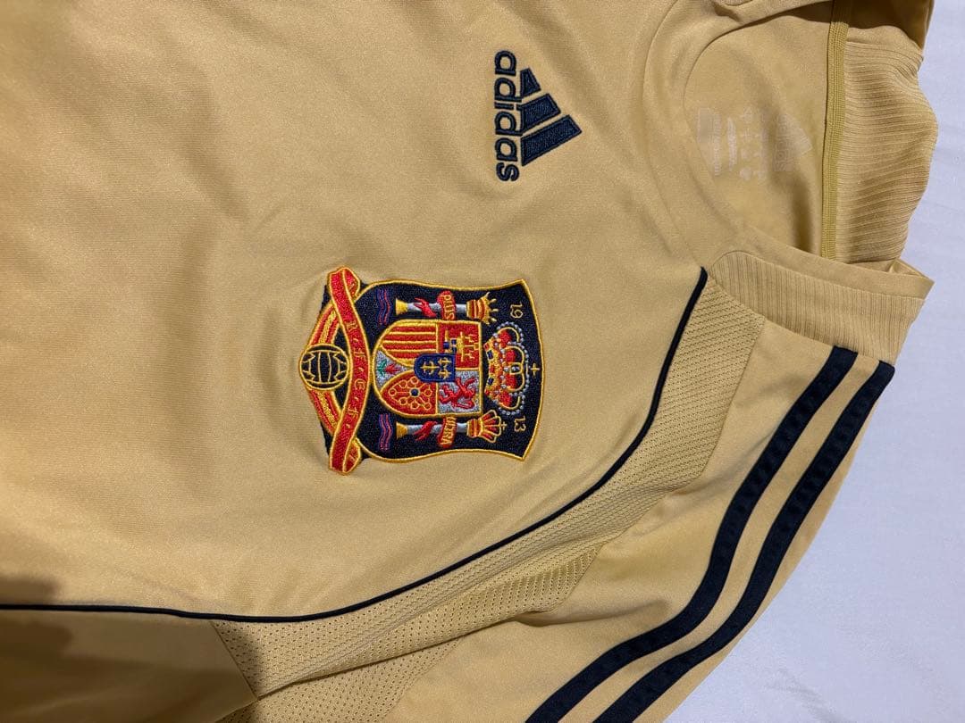 adidas スペイン代表 サッカーシャツ ユニフォーム　セカンド