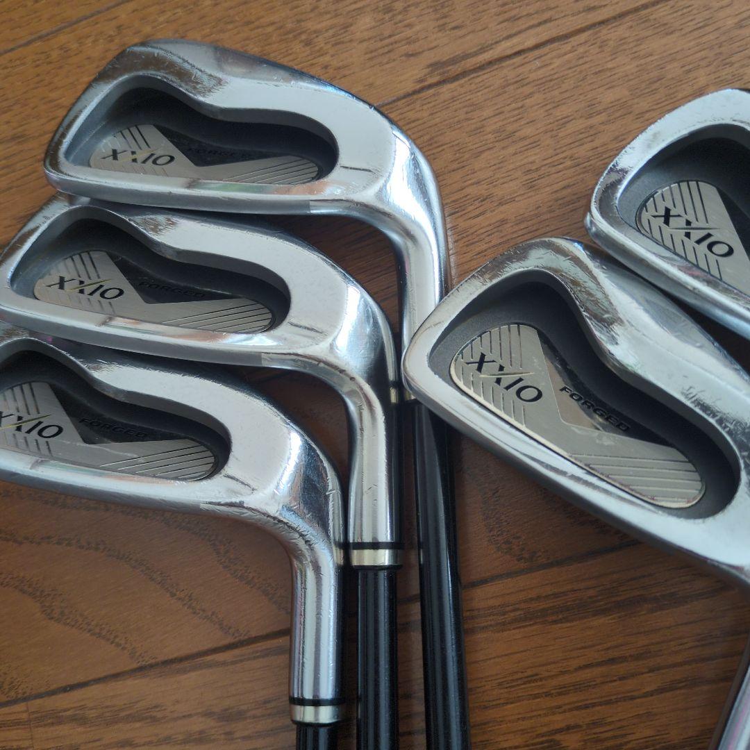 ゼクシオ XXIO FORGDアイアンセット 4-9P 7本 カーボンシャフト