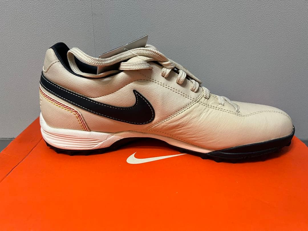 【新品未使用　タグ付美品】NIKE ナイキ　ティエンポ　ロナウジーニョモデル