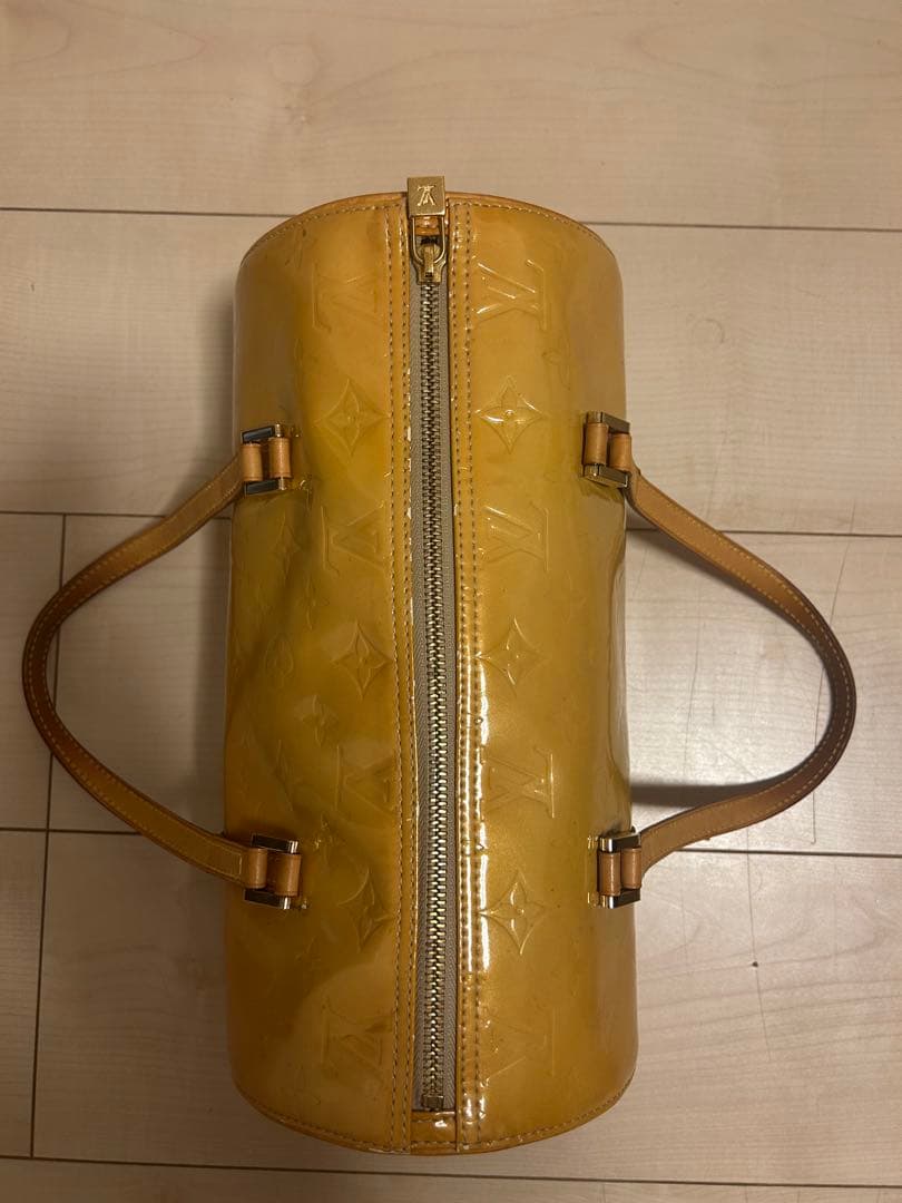 Louis Vuitton モノグラム　ヴェルニ　ベッドフォード　イエロー
