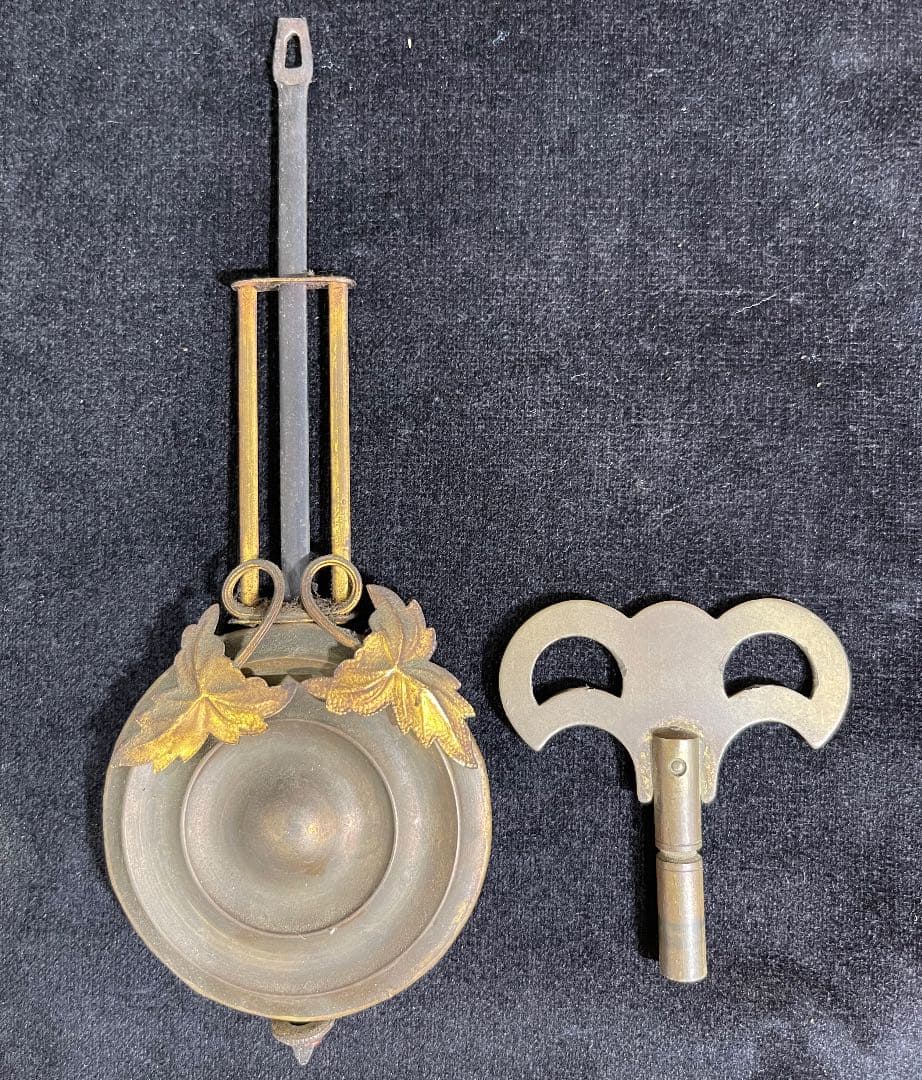 s500　ゼンマイ式　振り子　時計　TRADE　MARK ジャンク品