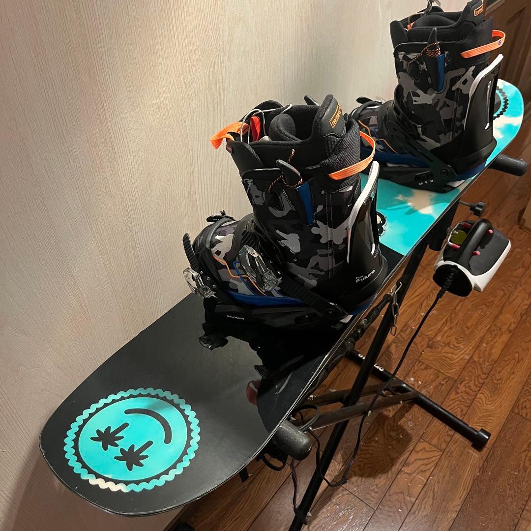 美品　キッズスノーボード３点セット　サロモン120cm バートン24cm