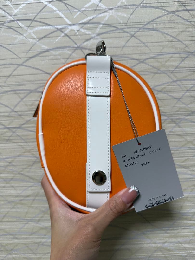 ラッセルノ　ボールポーチ