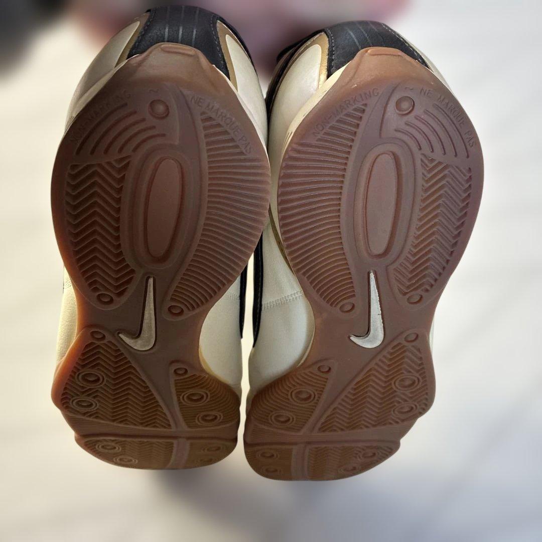 レア美品【ナイキ】ティエンポ ナチュラル タン付スニーカー フットサルシューズ