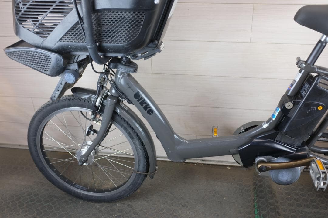 BS Bikke　20インチ　3段　8.9Ah（5点灯）充電器あり