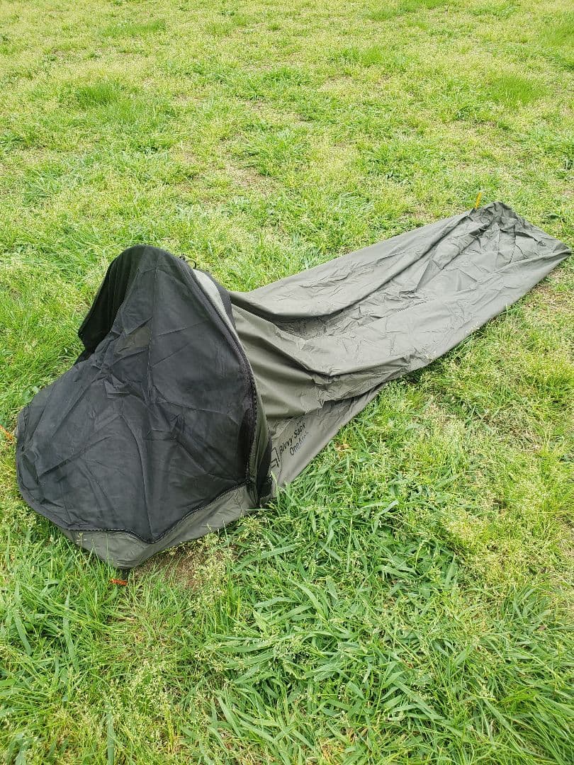 クオルツスリーピングバッグ型テント オリーブグリーン
