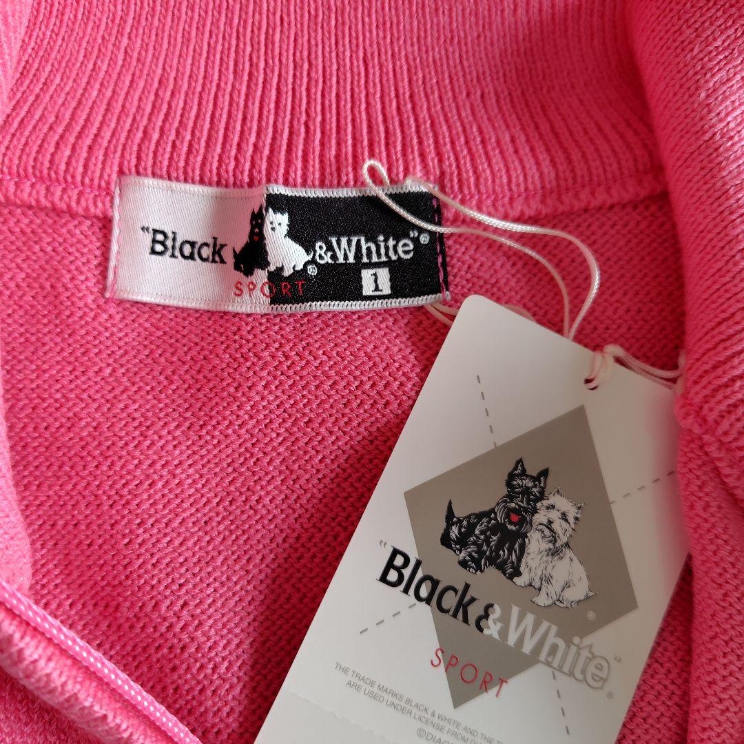 Black & White ピンク ハイネックトップス