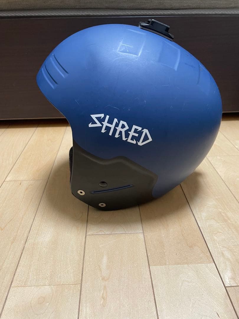 FIS対応アルペンスキーヘルメットSHRED チンガード付