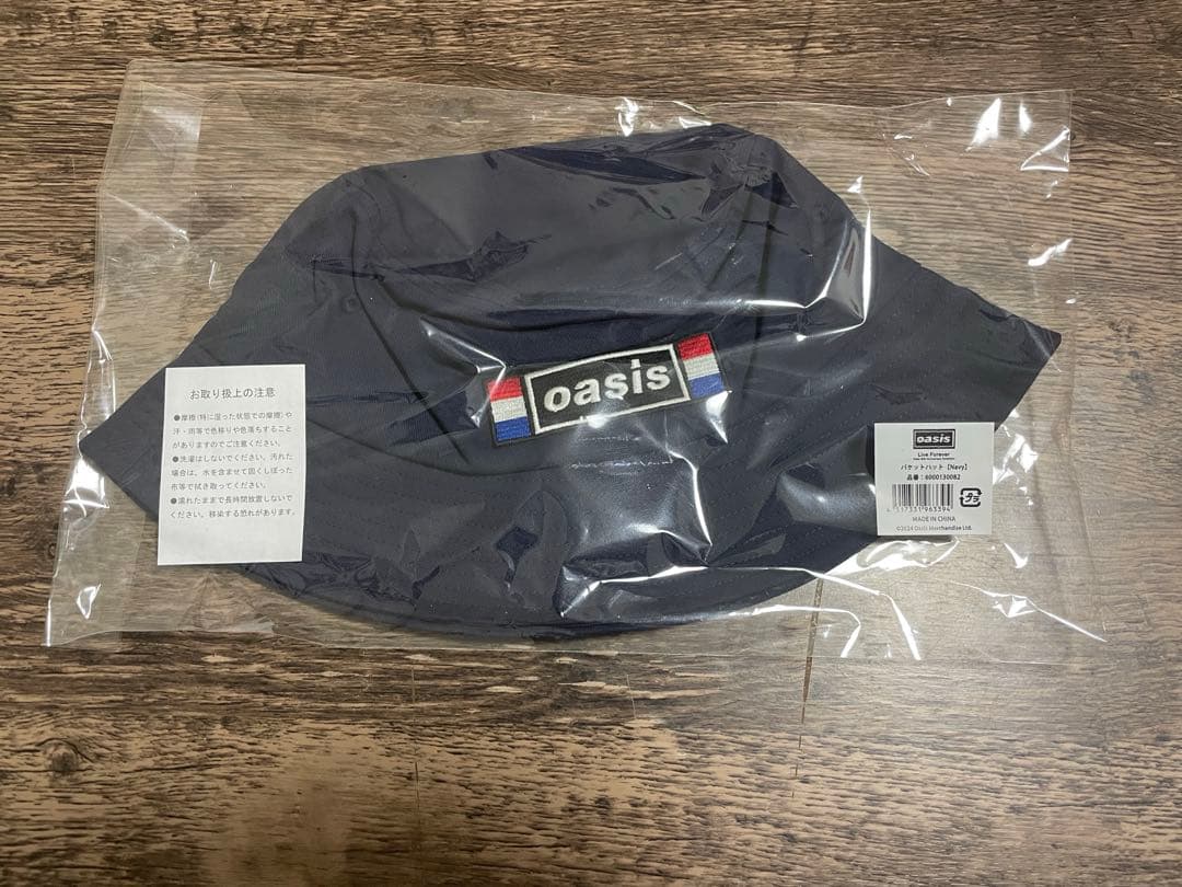 【新品未開封】oasis 30周年リヴフォーエヴァー　バゲットハット　ネイビー