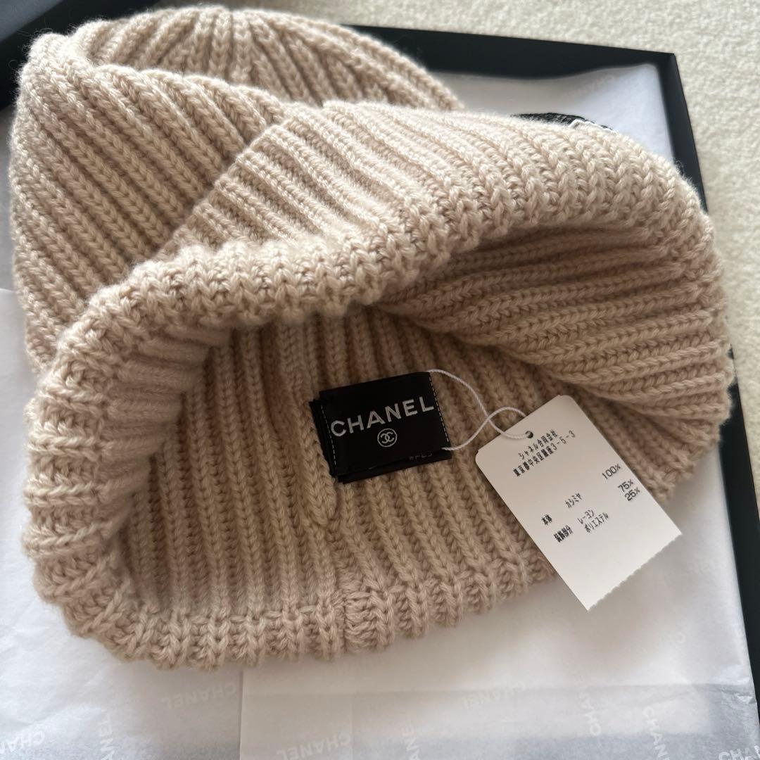 CHANEL シャネル　ニット帽　ビーニー　スパンコール　新品　ベージュ
