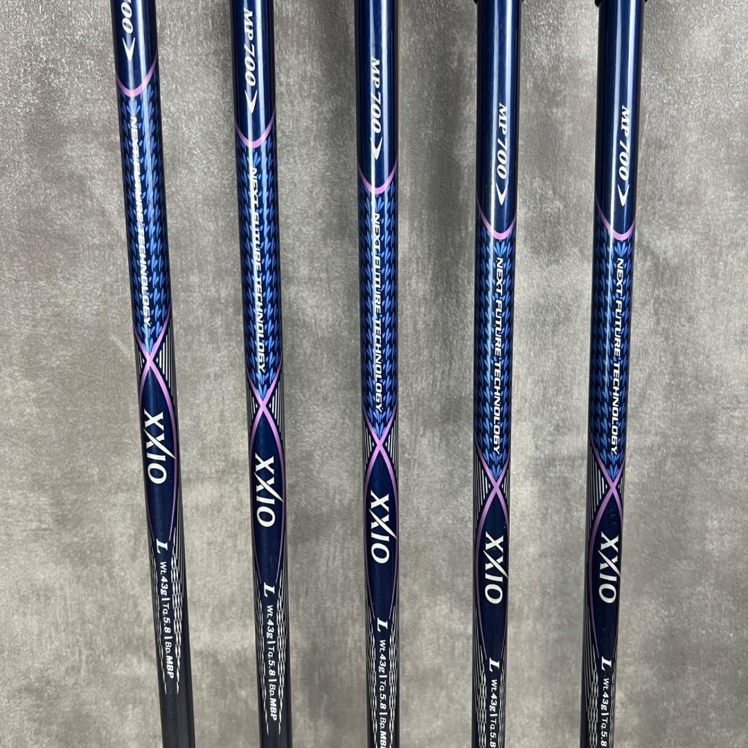 ゼクシオ7代目　レディースゴルフアイアン5本セット　右　L　カーボン　MP700