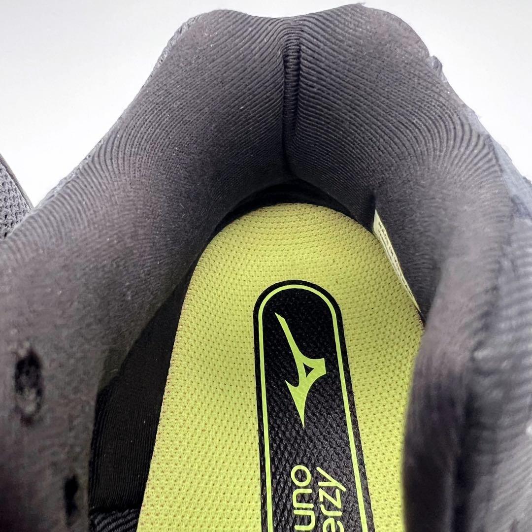 【未使用級】 ミズノ25cm バレーボールシューズ ウェーブライトニングZ7