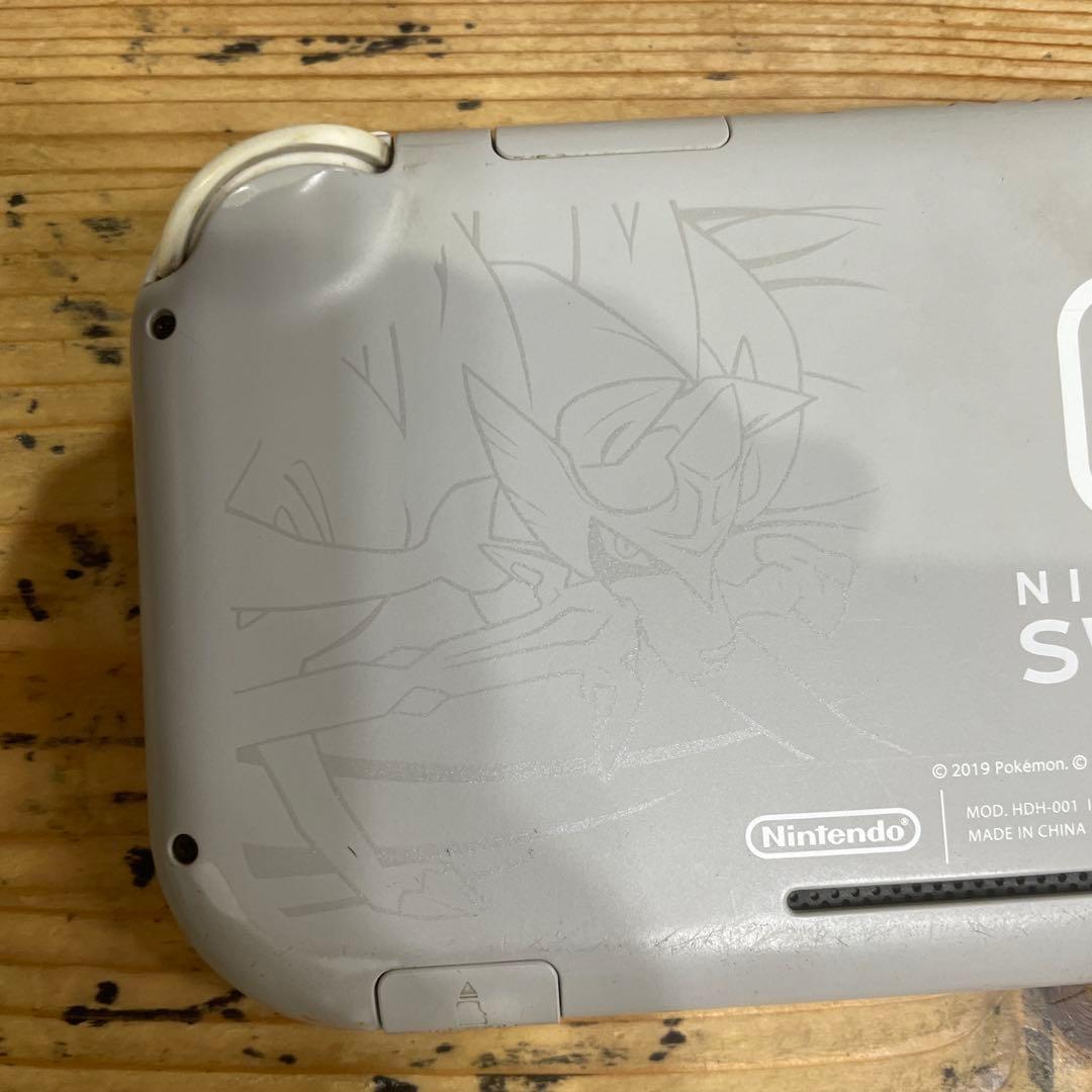 Nintendo Switch Lite ポケモンデザイン　ジャンク