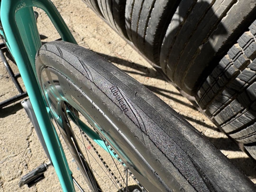 Bianchi SPRINT DISC カーボンホイール付