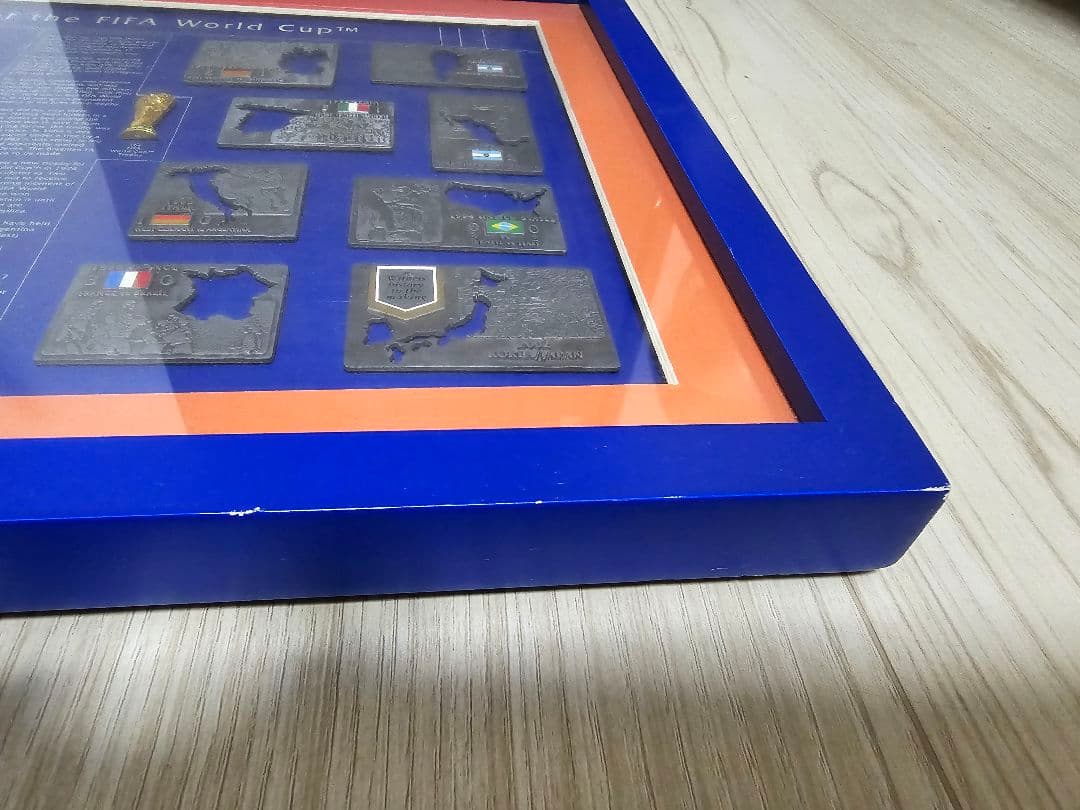 サッカー記念エンブレム 日韓ワールドカップ記念品